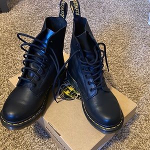 Size 7 Dr Martens